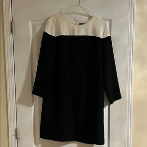 Banana Republic Black and Cream Long Sleeve Dress